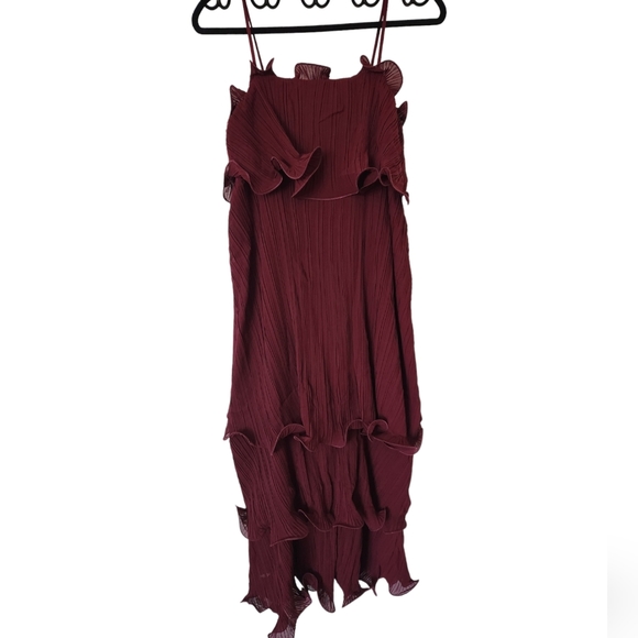 CLAUDE Ruffle Maxi Dress Small Burgundy Pleated Spaghetti Strap New with Tags - Picture 3 of 14